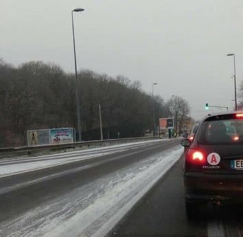 Image d'illustration pour Neige industrielle sans dégel sur le Nord-Est